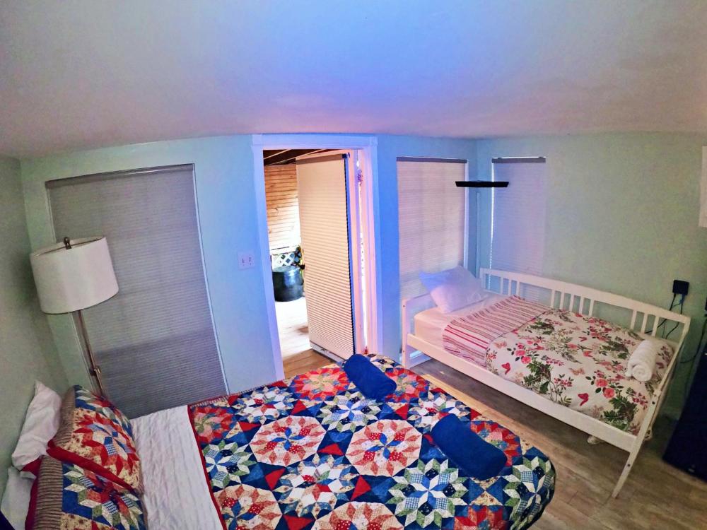 Triple Room with Ensuite Bathroom interior